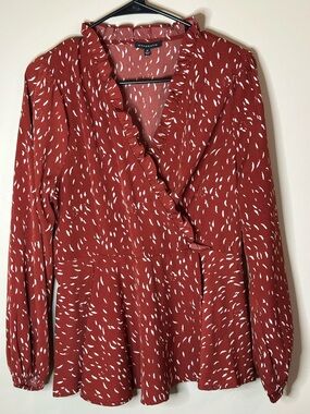 Staccato Rust Red Wrap Blouse with White Speckle - MED P2P 20” Length 26”